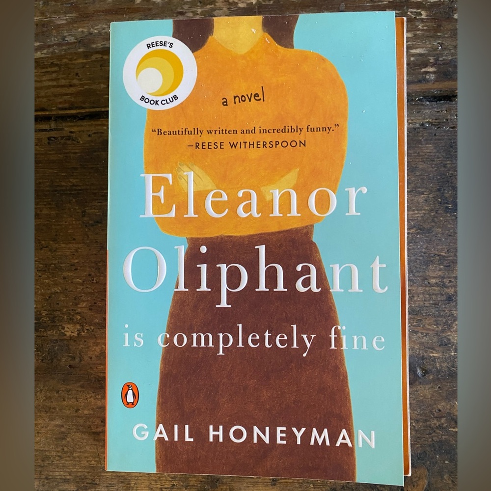 Eleanor Oliphant is Completely Fine book | by Gail Honeyman